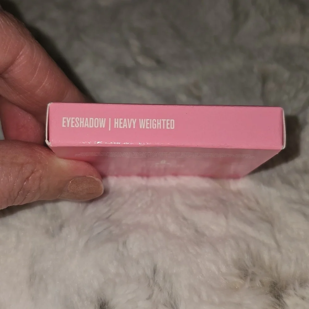 Jeffree Star Cosmetics Heavy Weighted Eyeshadow NWT